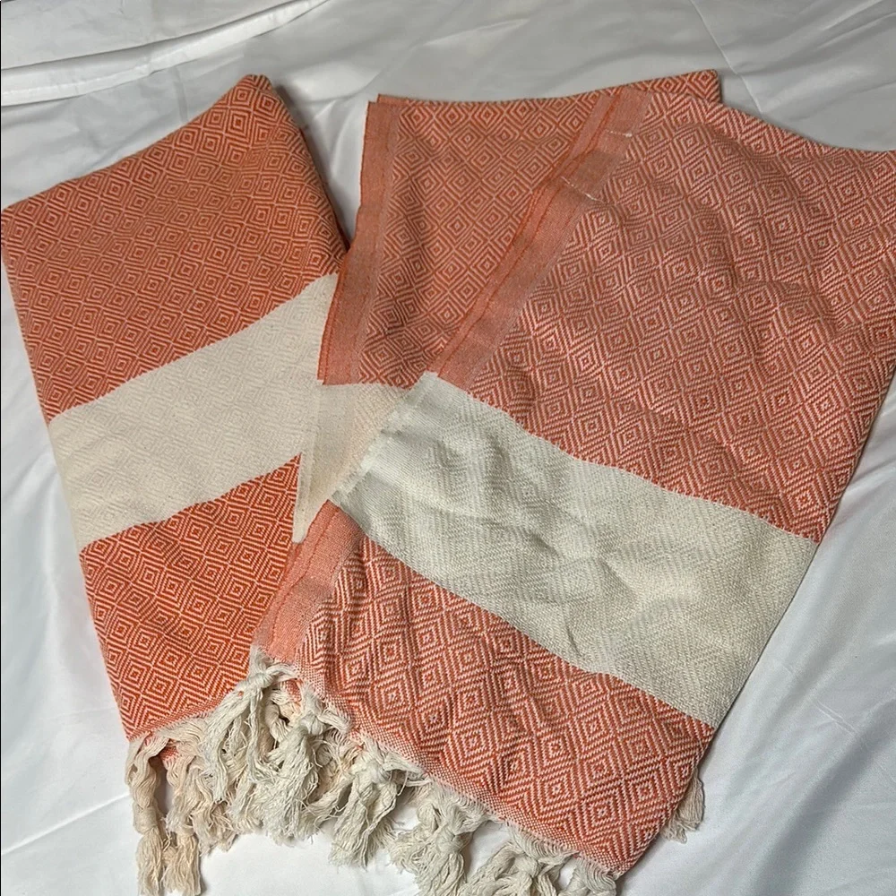 Orange and White Diamond Pattern Bath Towel